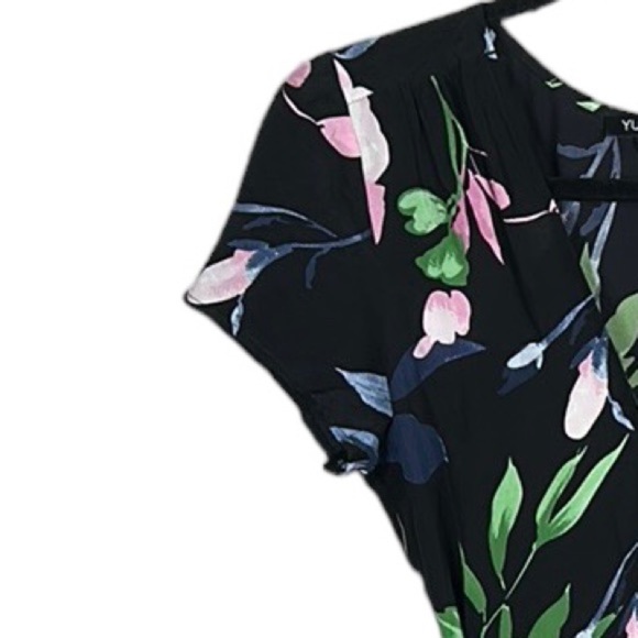Yumi Kim Paradise Found Black Floral Kennedy Wrap Silk Dress Size S - Picture 4 of 9